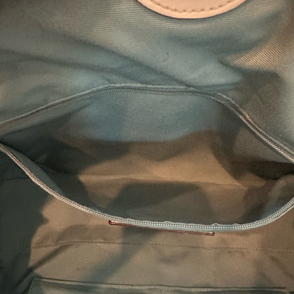 2010 Chelsea Coach Cream Pebbled Leather Shoulder Bag with Tan Straps - Picture 12 of 16
